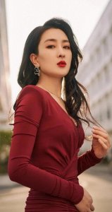 ​马苏:是一位很有实力女演员有多部影视作品获得奖项深得观众喜爱