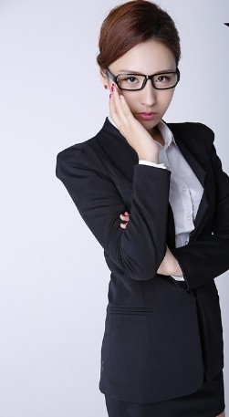 刘静怡霸屏女王,个性十足女孩,独特丹凤眼能文又能武的女演员