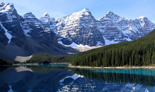 加拿大有什么好玩的地方(加拿大旅游必去的十大景点)