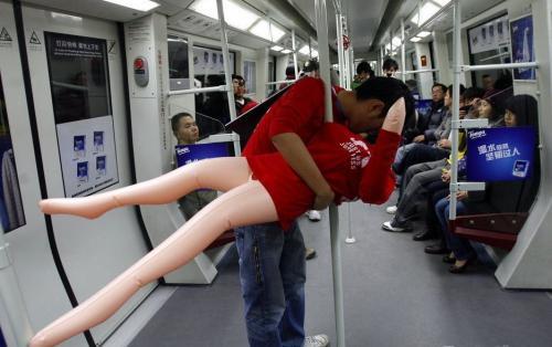 冲气娃娃使用方法 (冲气娃娃怎么用的)-图1 冲气娃娃使用方法 (冲气娃娃怎么用的)-图1