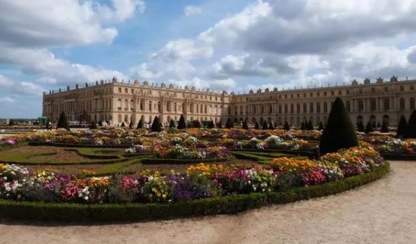 十大世界十大最美宫殿排名(全世界最美的宫殿图片) 1