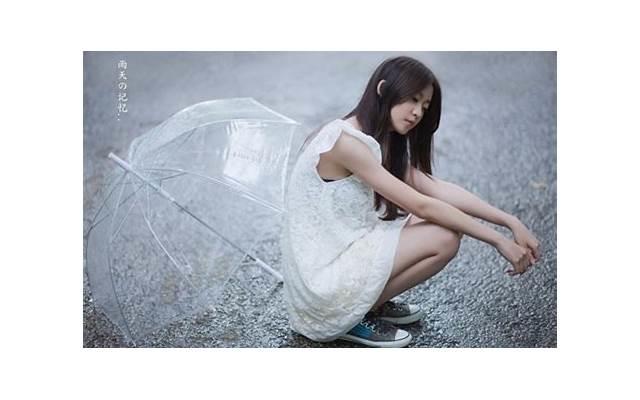 如何跟不认识的男生要微信，加男孩子微信后怎么聊天？