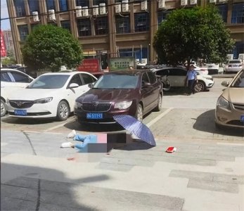 ​离婚血案！湖南娄底民政局门口丈夫失控杀妻，孩子痛失母亲