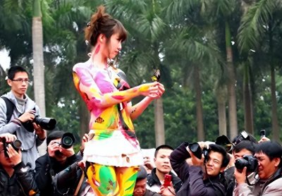 ​最红“裸模”张筱雨，拍大尺度写真一天被搜索93万次，如今仍单身