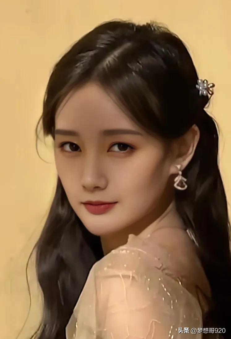 《狂飙》里李一桐饰演的孟钰,你喜欢吗