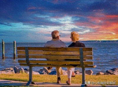 ​难得一见的老年人网名，高级质感微信昵称，老人吉利又好听的网名