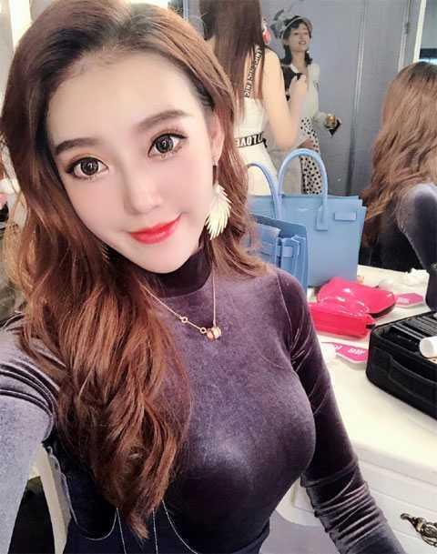 非诚勿扰新晋女神，与胡歌校友，颜值可以进入2025年top3