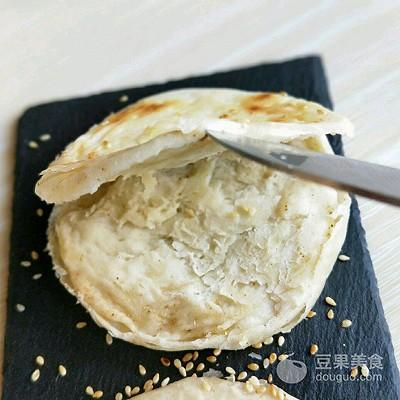 烧饼的做法电饼铛家庭版(烧饼夹烤肉利仁电饼铛)(24)