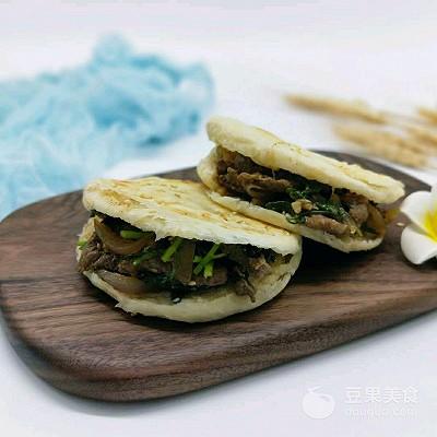 烧饼的做法电饼铛家庭版(烧饼夹烤肉利仁电饼铛)(25)