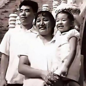 ​韩红个人资料揭秘：她的老公是谁？为何至今单身？