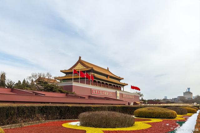 想看看百年前的天安门场景(你在这仨地方也能看到天安门)(1)