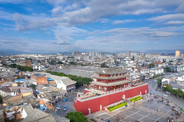 想看看百年前的天安门场景(你在这仨地方也能看到天安门)(3)