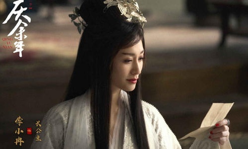 李小冉老公为什么被砍(李小冉抢了谁的老公)