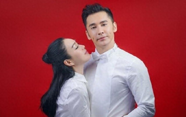 娱乐圈相差10岁以上的5对姐弟恋,最大的相差47岁!