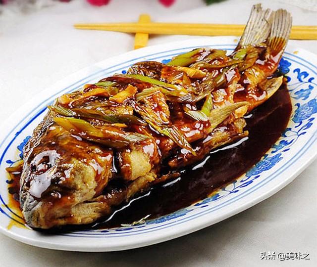 糖醋鲤鱼最简单家常做法(糖醋鲤鱼的13种做法)(4)
