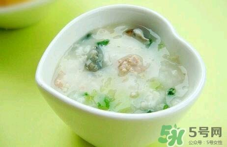 产妇可以吃皮蛋瘦肉粥吗?产妇吃皮蛋瘦肉粥好吗