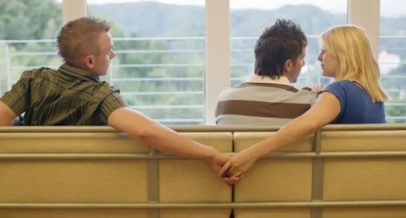 网络图片(侵删) 网络图片(侵删)