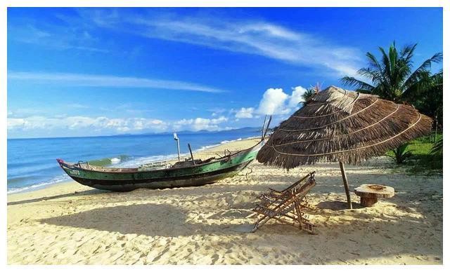 越南这个海岛，素有“珍珠岛”之称，国内游客相对较少，还免签