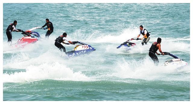 越南这个海岛，素有“珍珠岛”之称，国内游客相对较少，还免签