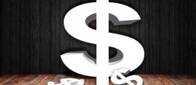 ​发现女方出轨离婚怎么判（女方出轨应该赔多少钱）