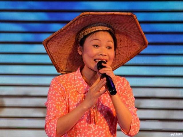 从《星光大道》走红最正能量的歌手，成名后与妻子离婚另有隐情？