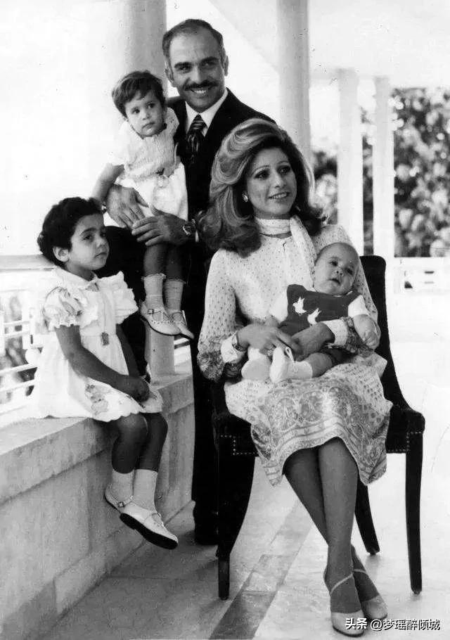 约旦国王世系（昙花一现的约旦最美王后）(6)