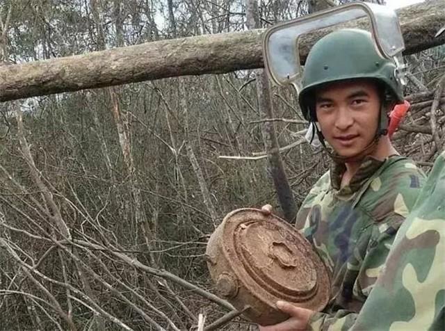 杜富国获八一勋章有什么待遇(和平年代被授一等功奖章)(4)