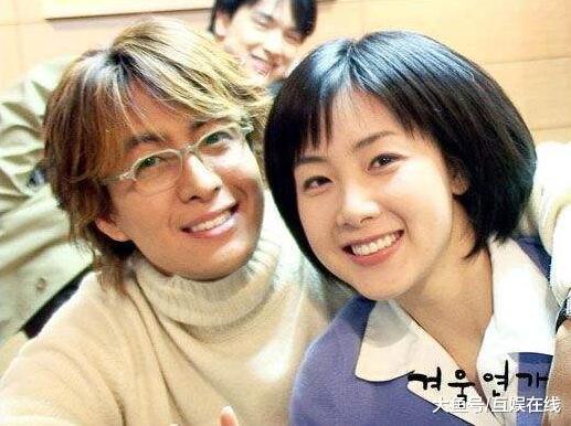 《天国的阶梯》让她成为国民女神, 但43岁才嫁出去, 原因令人震撼