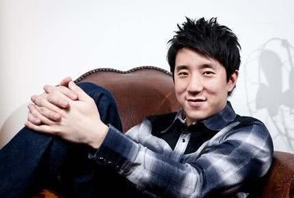 小龙女吴卓林首次叫成龙爸,竟和哥哥房祖名有关,网友:有情有义