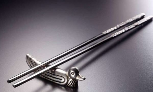 能长期用银筷子吃饭,长期用银筷子吃饭对身体有什么危害图3