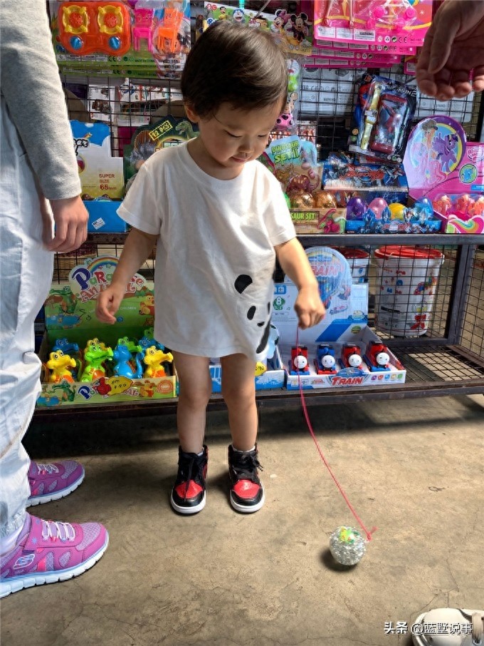 “马小翠”孟真没火起来生活很幸福，看看她和孩子的生活照