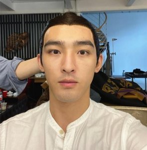 ​网红男模毛若懿进组《巴清传》剧组，补拍高云翔的角色