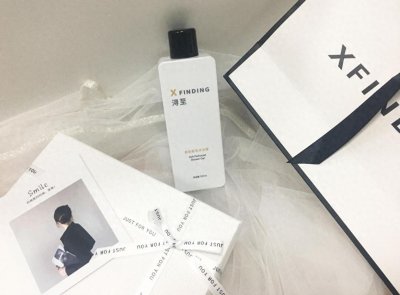 ​情人节送女生什么礼物？别再乱选，送这十款礼物，浪漫值拉满！