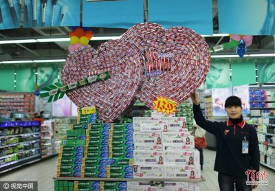 ​盘点超市创意摆设 各式雷人造型惊呆小伙伴