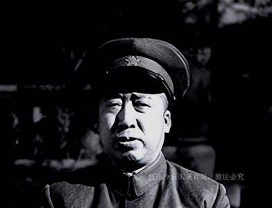 ​曾与彭德怀平起平坐却无缘开国授衔仪式，临终遗言唯“服务”二字