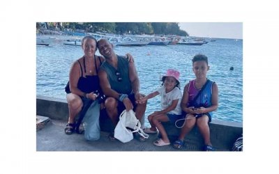 ​我前夫竟然带孩子和第三者一起吃饭