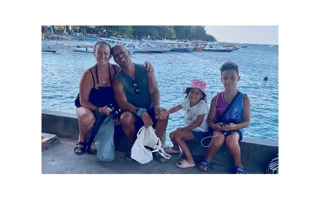  我前夫竟然带孩子和第三者一起吃饭