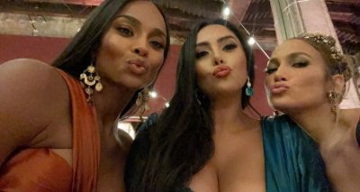 ​开心！科比妻子晒合照，嘟嘴+吐舌少女感十足，快40了身材还在线