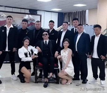 ​＂惊爆！网红二驴遭绑架活埋直播，官方回应震惊全网！