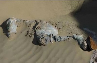 ​2016年，罗布泊惊现一具干尸，经调查发现竟是失踪多年的我军战士