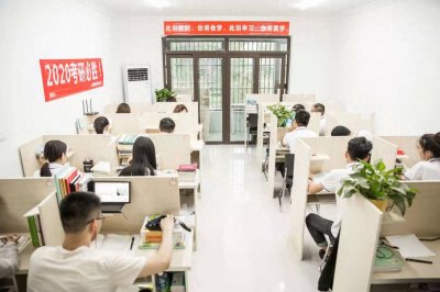 ​郑州大学各院系复试分数线发布了