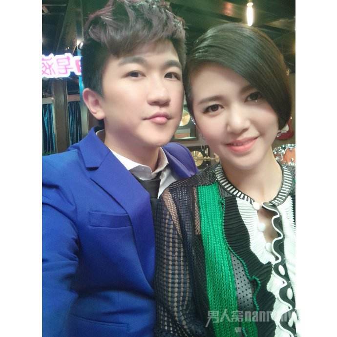 张大大父亲是台长吗背景资料介绍！娱乐揭秘张大大到底是干什么的