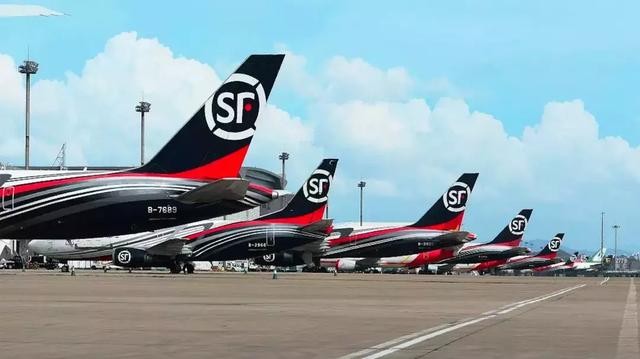 顺丰快递员一个月最多能挣多少（顺丰每月多花2000多万为快递小哥增收）(5)