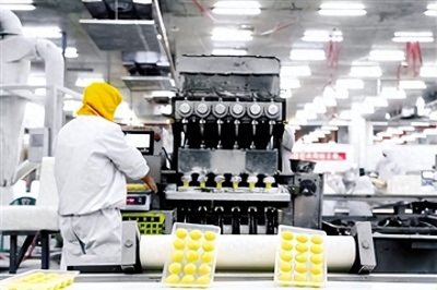 ​软糯香甜“黄胖子” 汤圆界里站C位 | 舌尖上的郑州