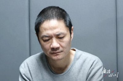 ​仕途不顺 转赴“钱途” 四川一官员在招标时“空手套白狼”被判三年三个月